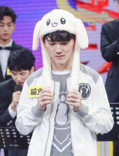 Assum ：选金克丝是因为训练赛打龙效果挺好的