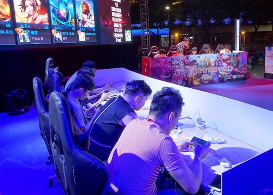 JDG教练透露训练赛TES打LCK表现最好后被喷