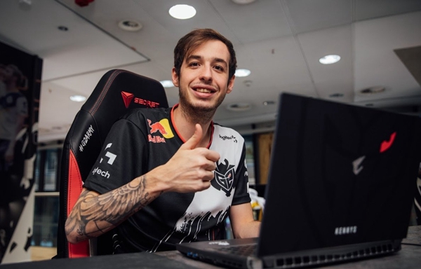 外媒评选第七周全球赛区战队排名：大小王继续蝉联一二，T1跌至十六