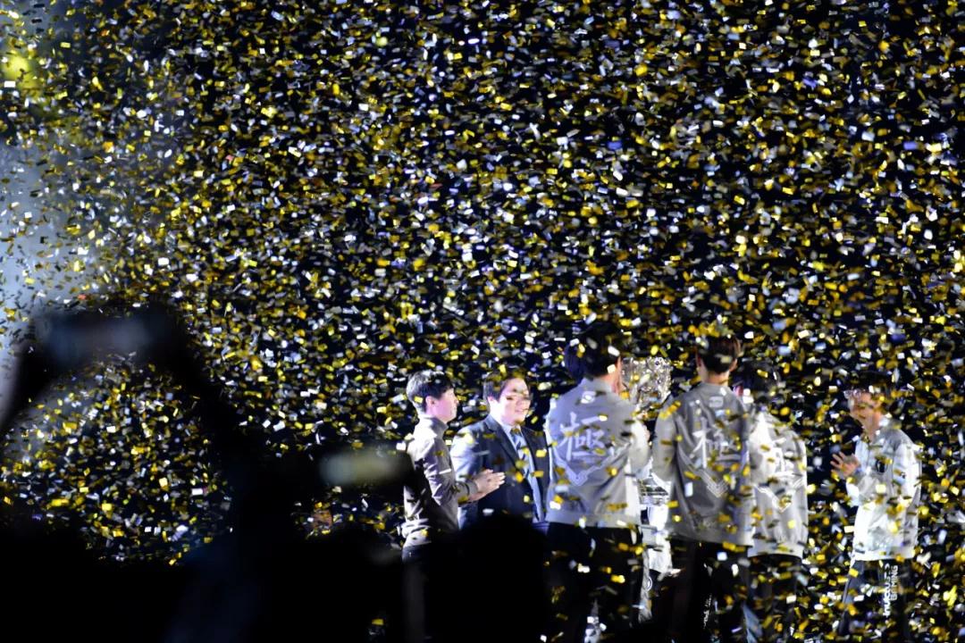 世界赛历史最受欢迎十支队伍：S13的T1居首，S13的WBG第三