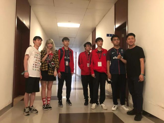 JDG教练：一二局是很有信心赢下来的 所以没改变第三局的BP